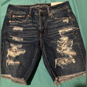 American eagle Tomgirl Bermuda long shorts 2